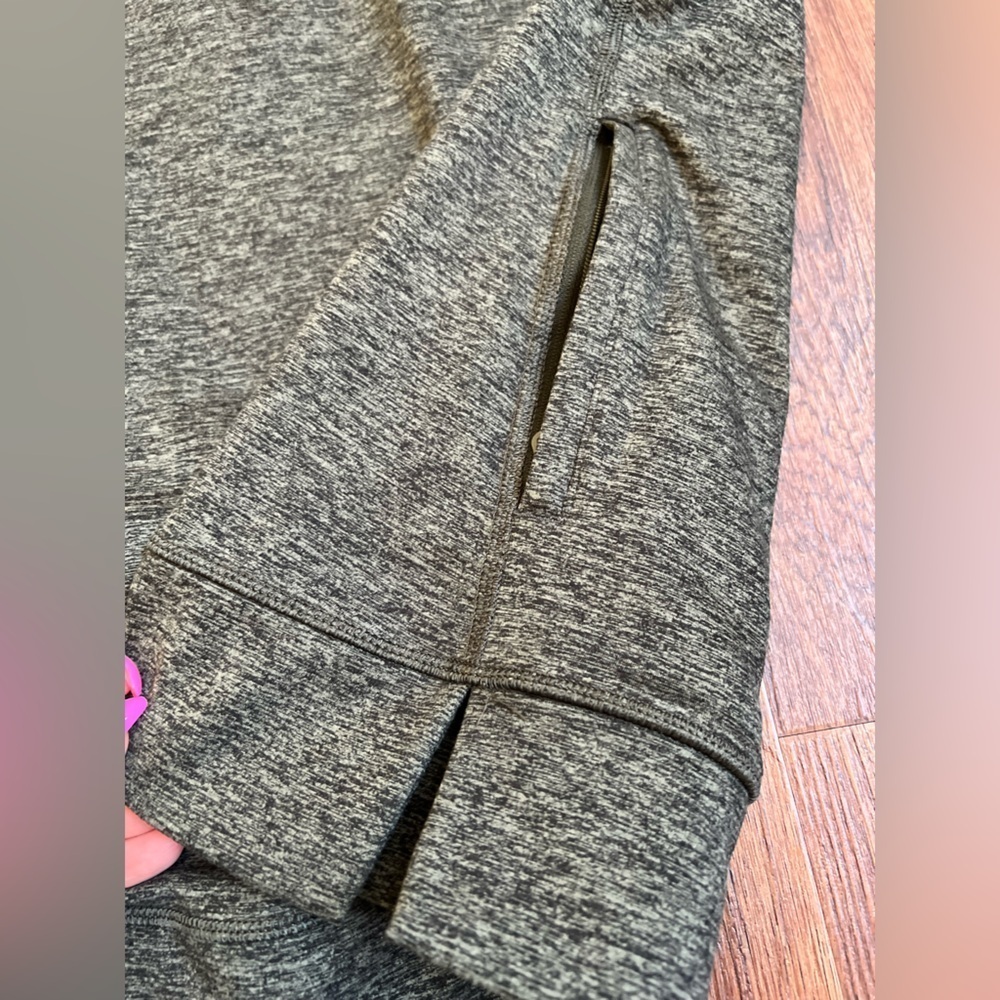 OFFLINE by Aerie Hooded Sweatshirt Grey Women’s Size M Long Sleeve - Picture 8 of 8